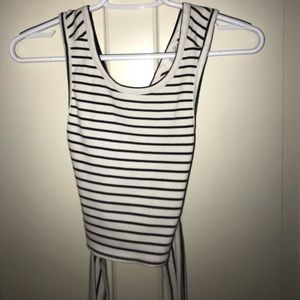 black and white crop top